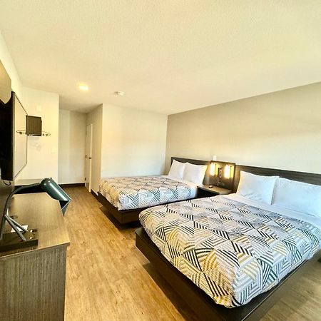 Motel 6-Bellflower, Ca - Los Angeles מראה חיצוני תמונה