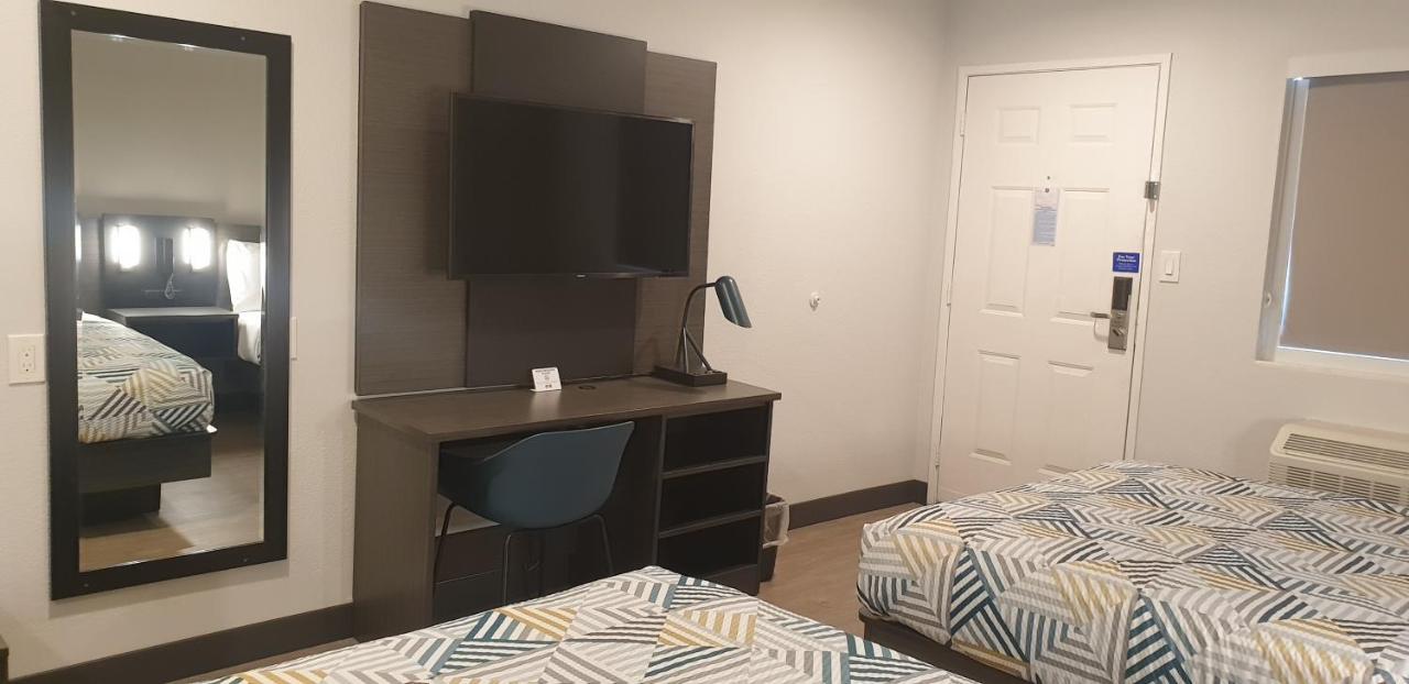 Motel 6-Bellflower, Ca - Los Angeles מראה חיצוני תמונה