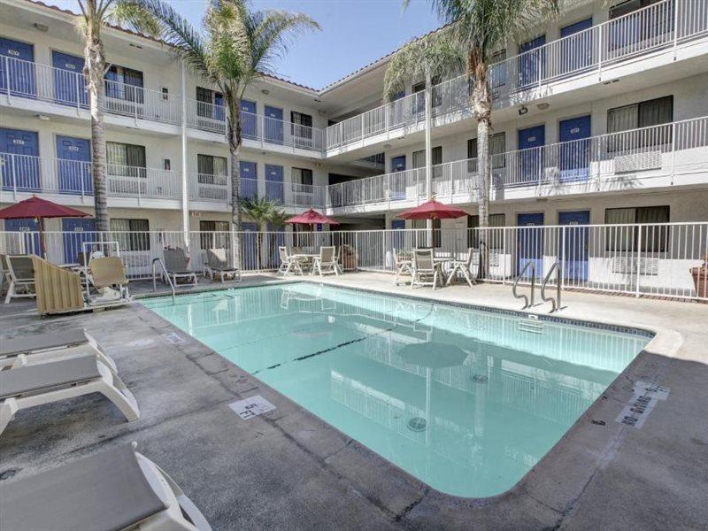 Motel 6-Bellflower, Ca - Los Angeles מראה חיצוני תמונה