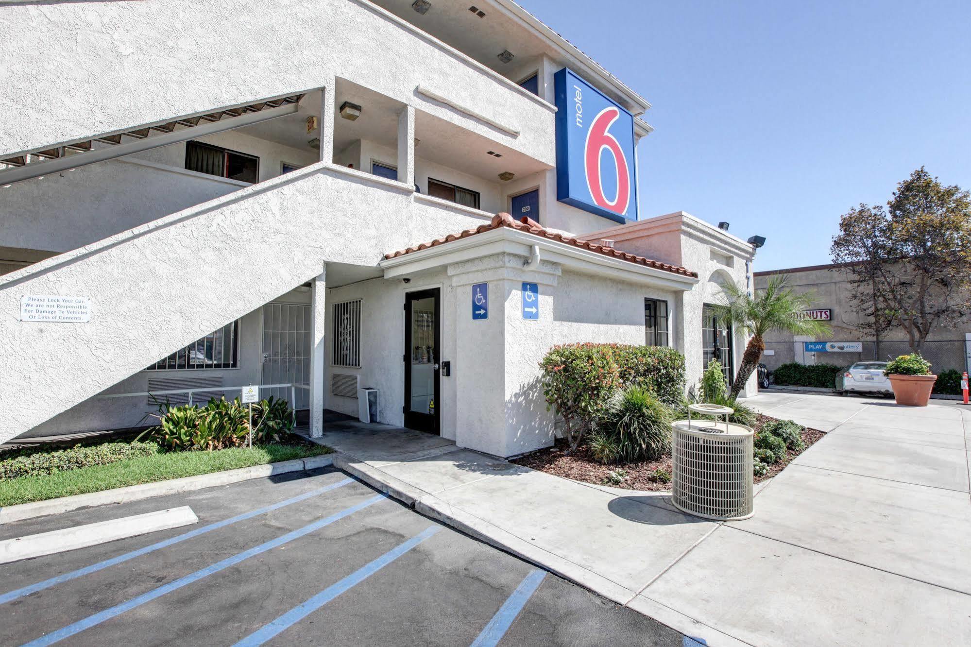 Motel 6-Bellflower, Ca - Los Angeles מראה חיצוני תמונה