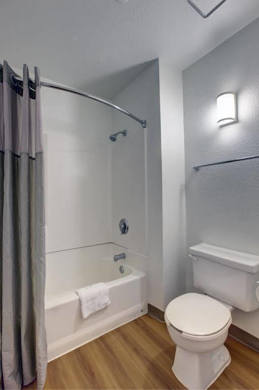 Motel 6-Bellflower, Ca - Los Angeles מראה חיצוני תמונה
